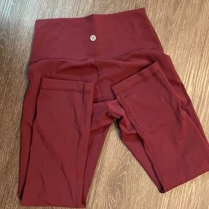 Cropped lululemon wonder under leggings